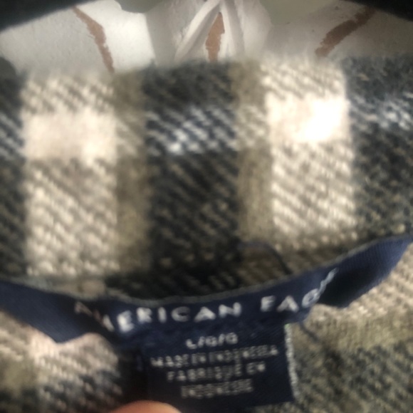 American eagle long flannel - Picture 2 of 5
